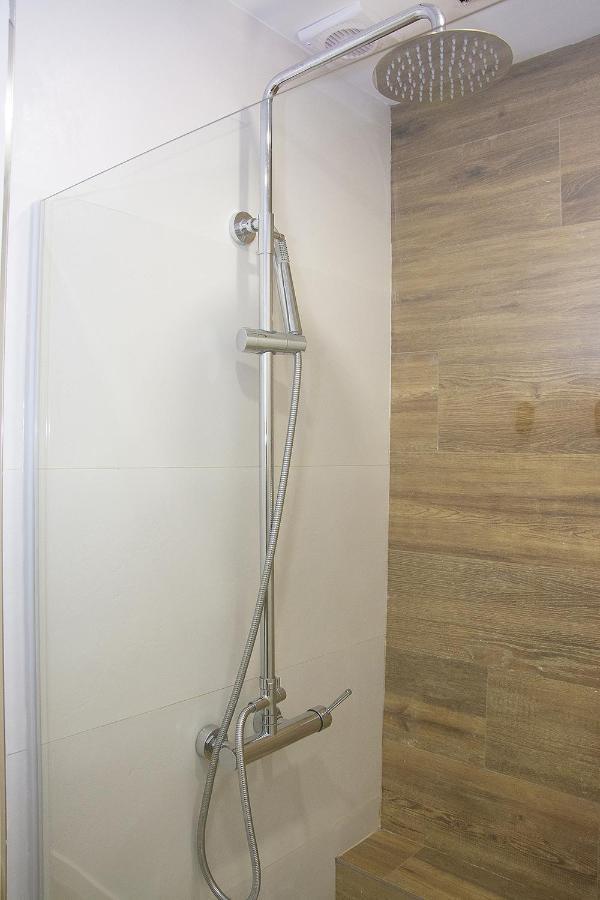 Apartsuite B&R Triana Arellano เซบีญา ภายนอก รูปภาพ